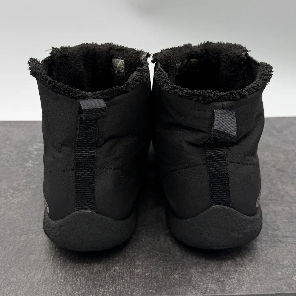 KEEN Howser II Mens US 10.5 Black Quilted Slip On Chukka Boots Mid Ankle Shoes